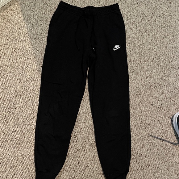 Nike Sweatpants - Picture 1 of 5